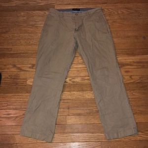 Gavin fit Banana Republic Factory Store Chino